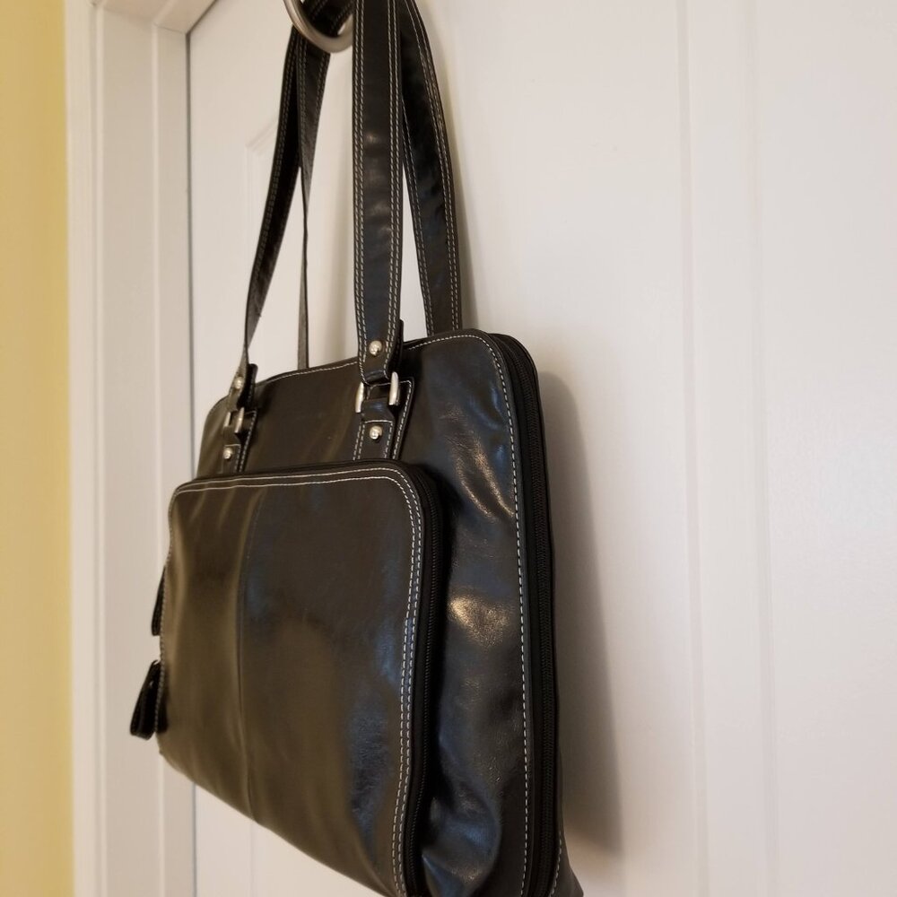 Samsonite by Heritage Travelware Ladies Zip-Around Tote Laptop Bag. Black. 17” - Picture 4 of 16
